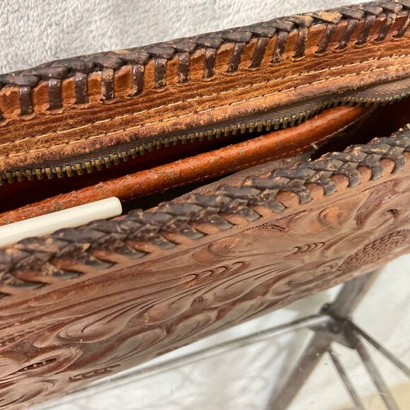 Vintage Tooled Leather Clutch Purse Bag Brown Western Rodeo Zip around  patina * - Picture 12 of 13